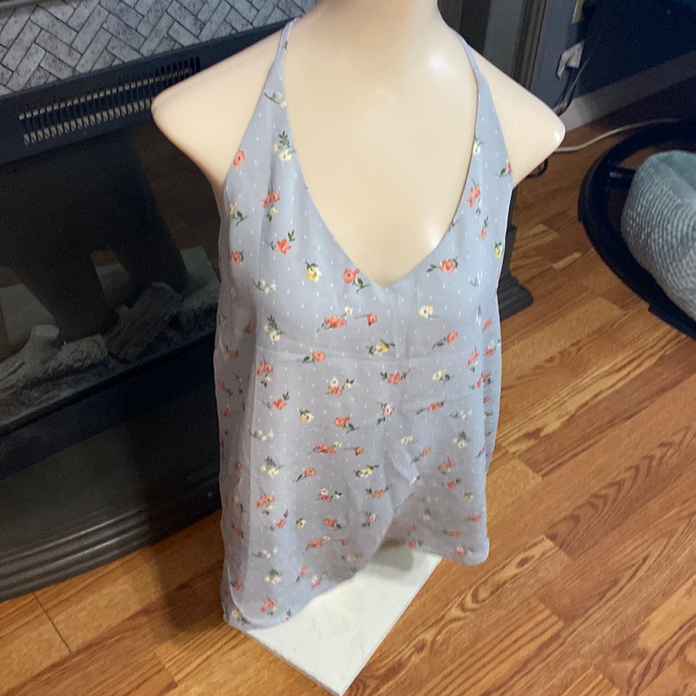 Light bluish gray floral xl tank